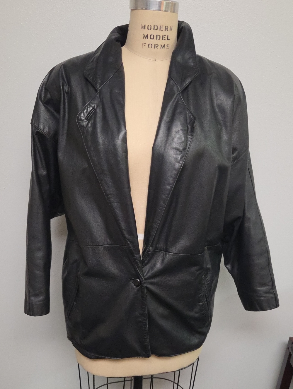 Women's Black Leather Single-Button Blazer Jacket